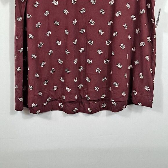 Ladies short sleeved pullover Tee NWT - Picture 3 of 8
